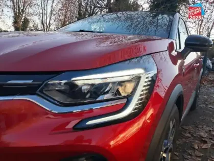 Photo 12 Renault Captur  1.6 E-Tech hybride 145ch Intens -21 GPS