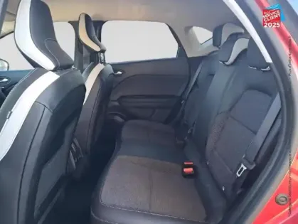 Photo 10 Renault Captur  1.6 E-Tech hybride 145ch Intens -21 GPS