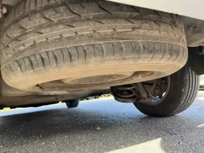 Photo 9 Ford Tourneo Connect  1.0 EcoBoost 100ch Stop&Start Titanium Euro6