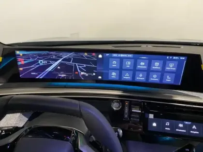 Photo 9 Peugeot 5008  Hybrid 145ch GT e-DCS6