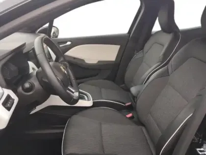 Photo 6 Renault Clio  1.6 E-Tech hybride 140ch Intens -21N