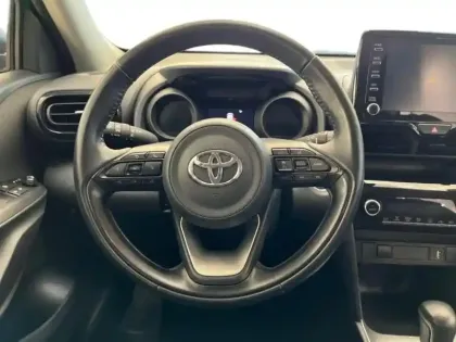 Photo 12 Toyota Yaris  Cross 116h Dynamic Business + Programme Beyond Zero Academy MY22