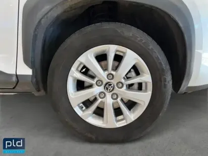 Photo 9 Toyota Yaris  Cross 116h Dynamic Business + Programme Beyond Zero Academy MY22