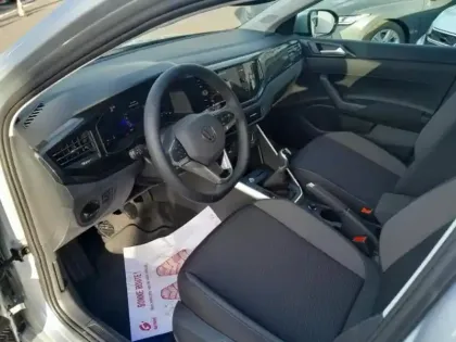 Photo 10 Volkswagen Taigo  1.0 TSI 116ch VW Edition