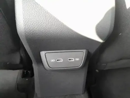 Photo 11 Volkswagen Taigo  1.0 TSI 116ch VW Edition