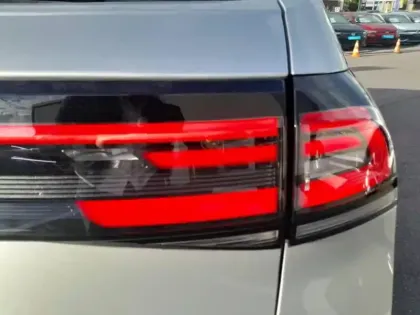 Photo 8 Volkswagen Taigo  1.0 TSI 116ch VW Edition