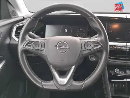 Photo 11 Opel Grandland  1.2 Turbo 130ch Design/Tech BVA8 Camera Carplay