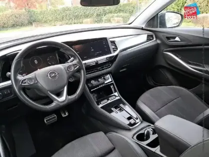 Photo 14 Opel Grandland  1.2 Turbo 130ch Design/Tech BVA8 Camera Carplay