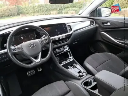 Photo 29 Opel Grandland  1.2 Turbo 130ch Design/Tech BVA8 Camera Carplay