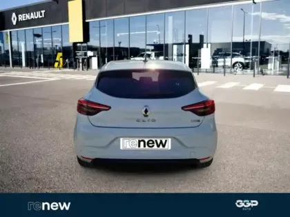 Photo 4 Renault Clio  1.6 E-Tech hybride 145ch Evolution