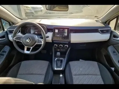 Photo 8 Renault Clio  1.6 E-Tech hybride 145ch Evolution