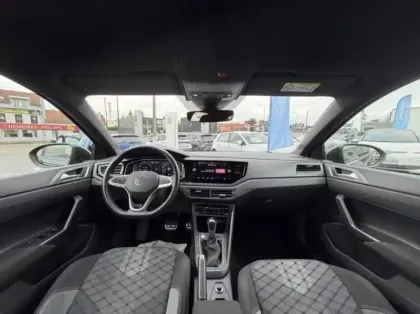 Photo 11 Volkswagen Taigo  1.0 TSI 110ch R-Line DSG7