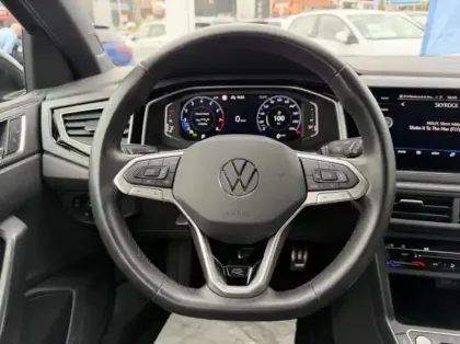 Photo 8 Volkswagen Taigo  1.0 TSI 110ch R-Line DSG7