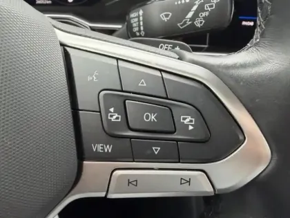 Photo 12 Volkswagen Taigo  1.0 TSI 110ch R-Line DSG7