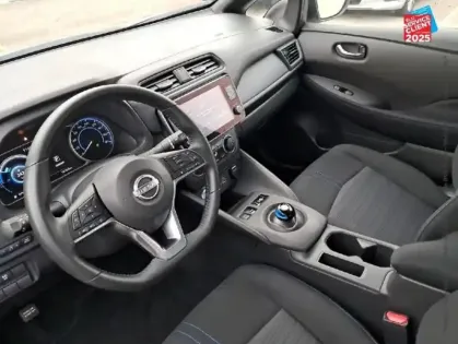 Photo 14 Nissan Leaf  150ch 40kWh Acenta 22 Camera