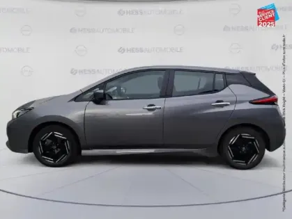 Photo 8 Nissan Leaf  150ch 40kWh Acenta 22 Camera