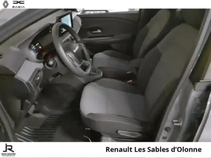 Photo 2 Dacia Jogger  1.6 hybrid 140ch Extreme+ 7 places -24