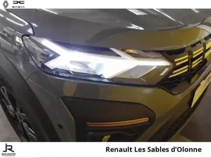 Photo 13 Dacia Jogger  1.6 hybrid 140ch Extreme+ 7 places -24