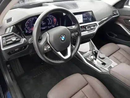Photo 24 BMW Serie 3 Série 3 320dA MH 190ch Luxury