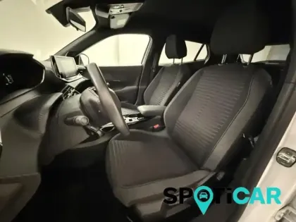 Photo 7 Peugeot 2008  e- 136ch Style