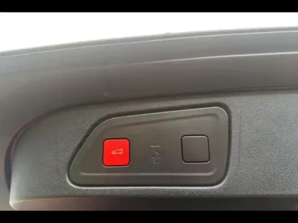 Photo 12 Citroën C5 aircross  Hybrid 225ch Shine e-EAT8