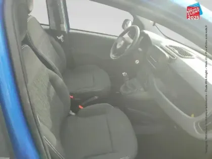 Photo 4 Fiat Panda  Classic 1.0 70ch BSG S&S Icône Step 2