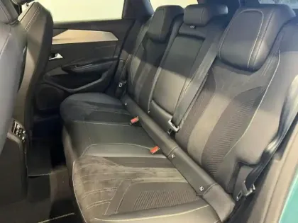 Photo 11 Peugeot 308  Plug-In Hybrid 225ch GT e-EAT8