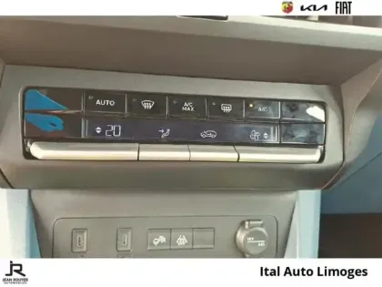 Photo 12 Fiat Grande Panda  1.2 Hybrid Turbo 110ch Icône eDCT6