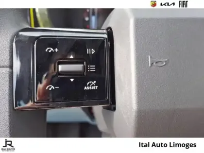 Photo 14 Fiat Grande Panda  1.2 Hybrid Turbo 110ch Icône eDCT6