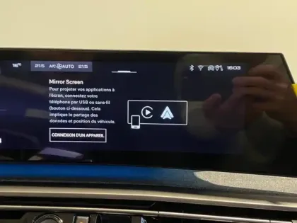 Photo 13 Peugeot 3008  1.2 Hybrid 145ch GT e-DCS6