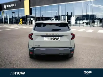 Photo 4 Dacia Duster  1.6 hybrid 140ch Extreme