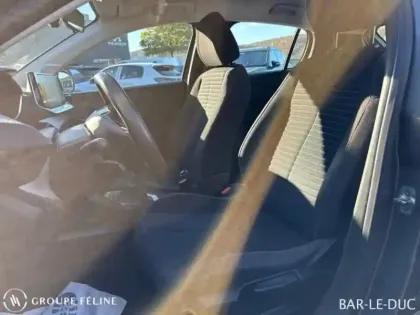 Photo 8 Peugeot 208  1.2 PureTech 100ch S&S Active