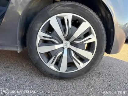 Photo 10 Peugeot 208  1.2 PureTech 100ch S&S Active