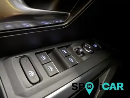 Photo 13 Peugeot 5008  Hybrid 136ch GT e-DCS6