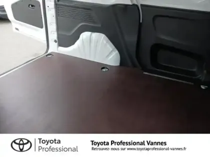 Photo 10 Toyota Proace  CITY Medium 130 D-4D Start BVA MC24