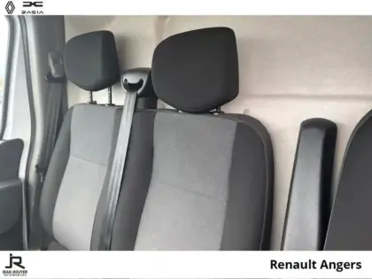 Photo 14 Renault Master  Fg F3500 L2H2 2.3 Blue dCi 135ch Confort - 22490? HT