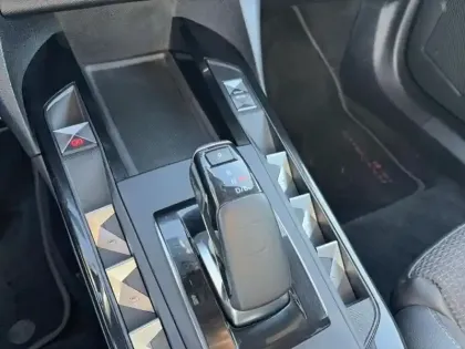 Photo 14 DS DS 3  Crossback E-Tense Performance Line +