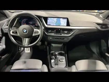 Photo 10 BMW Serie 1 Série 1 118iA 136ch M Sport DKG7