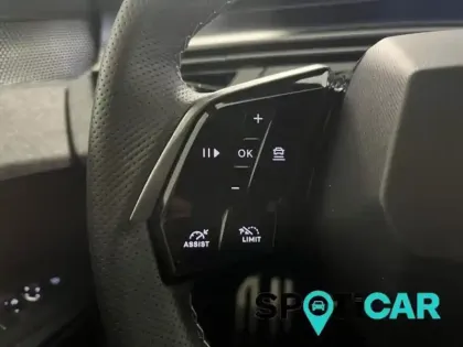 Photo 12 Peugeot 3008  1.2 Hybrid 145ch GT e-DCS6