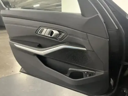 Photo 14 BMW Serie 3 Série 3 Touring 320eA 204ch M Sport