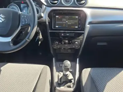 Photo 10 Suzuki Vitara  1.4 Boosterjet Hybrid 129ch Privilège Allgrip
