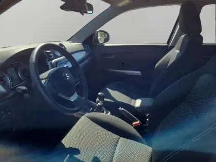 Photo 12 Suzuki Vitara  1.4 Boosterjet Hybrid 129ch Privilège Allgrip