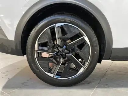 Photo 5 Peugeot 408  Hybrid 145ch GT e-DCS6