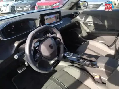 Photo 14 Peugeot 2008  1.2 Hybrid 136ch GT e-DCS6