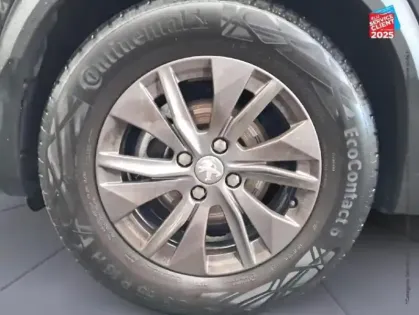 Photo 9 Peugeot 2008  1.2 PureTech 100ch S/S Style GPS Radar AR Carplay