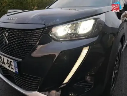 Photo 12 Peugeot 2008  e- 136ch Allure Pack