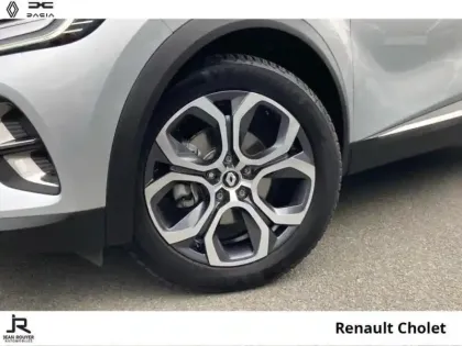 Photo 22 Renault Captur  1.6 E-Tech hybride rechargeable 160ch Intens -21