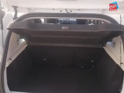 Photo 13 Dacia Sandero  1.0 TCE 100CH 15 ANS