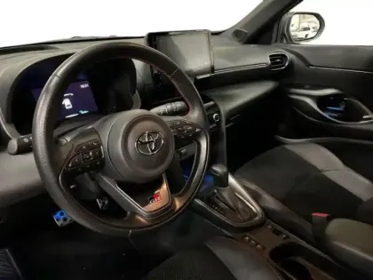 Photo 12 Toyota Yaris  Cross 116h GR Sport MY22