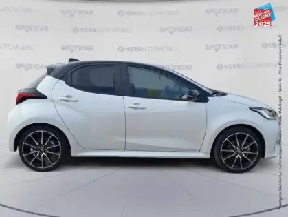 Photo 3 Toyota Yaris  116h GR Sport 5p MY22 Sieges chauf GPS Camera